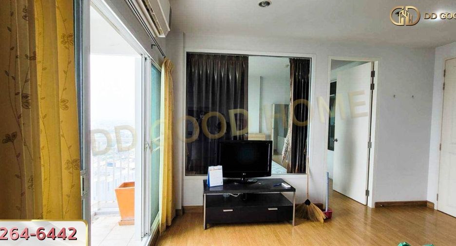 For sale 1 bed condo in Thon Buri, Bangkok