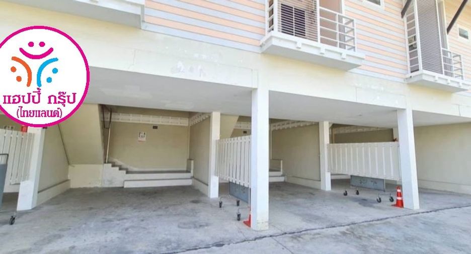 For sale 42 bed hotel in Phan Thong, Chonburi