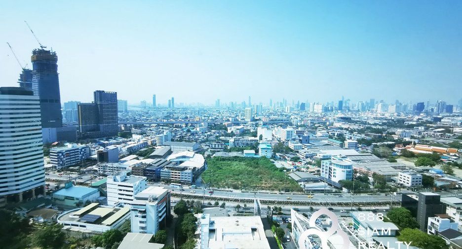 For sale 2 bedrooms condo in Yan Nawa, Bangkok
