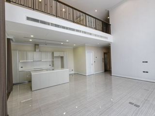 For sale 3 ベッドルーム house in Watthana, Bangkok