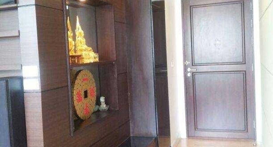 À vendre 2 chambres condo à Khlong San, Bangkok