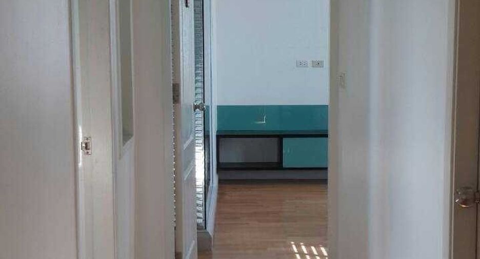 À vendre 2 chambres condo à Khlong San, Bangkok