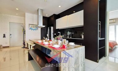 For rent and for sale 2 bed condo in Bang Kapi, Bangkok