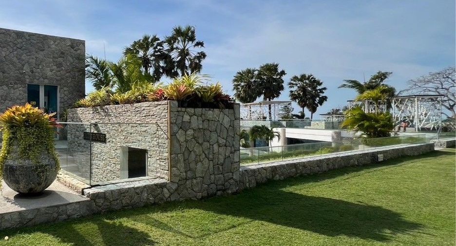 For sale 2 bedrooms condo in Bang Lamung, Chonburi