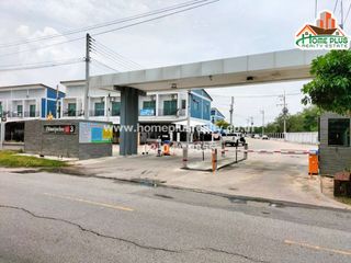 出售 2 卧室 联排别墅 在 Phan Thong, Chon Buri