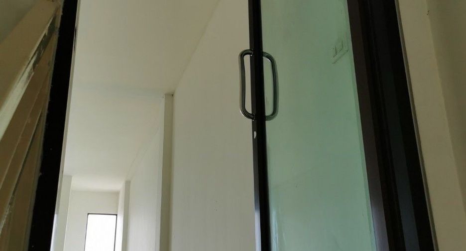 For sale 1 Beds retail Space in Sai Mai, Bangkok
