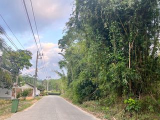 Terreno en venta en Takua Pa, Phang Nga