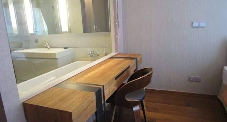 For rent and for sale 2 bedrooms condo in Watthana, Bangkok