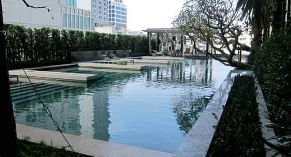 For rent and for sale 2 bedrooms condo in Watthana, Bangkok