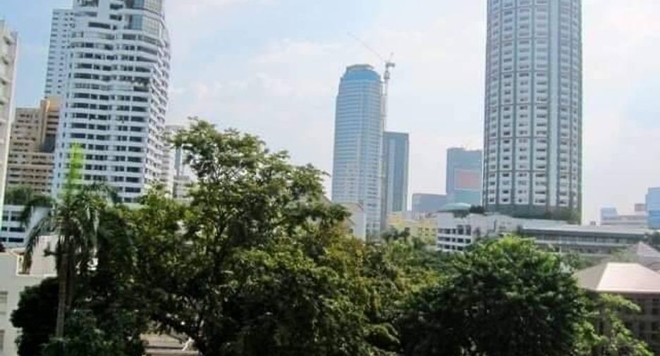 For rent and for sale 2 bedrooms condo in Watthana, Bangkok