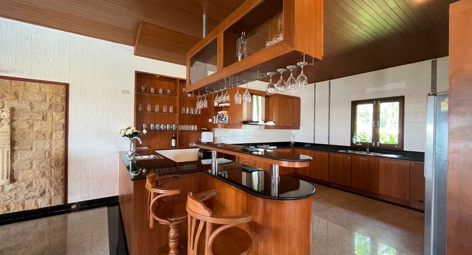 Villa en venta de 3 habitaciones en Nuea Khlong, Krabi
