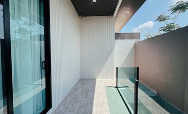 For sale 5 ベッドルーム villa in Bang Lamung, Chonburi