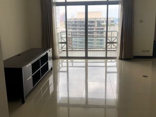 For sale 3 bedrooms condo in Pathum Wan, Bangkok