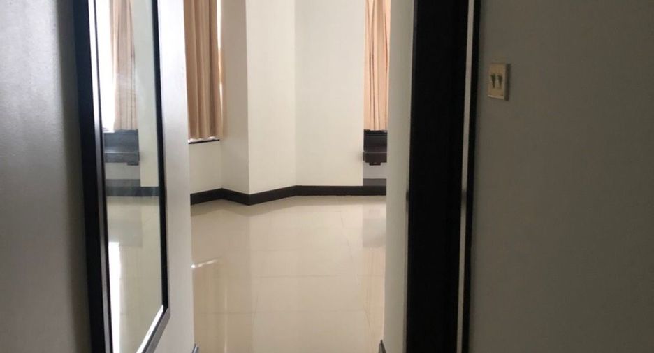 For sale 3 bedrooms condo in Pathum Wan, Bangkok