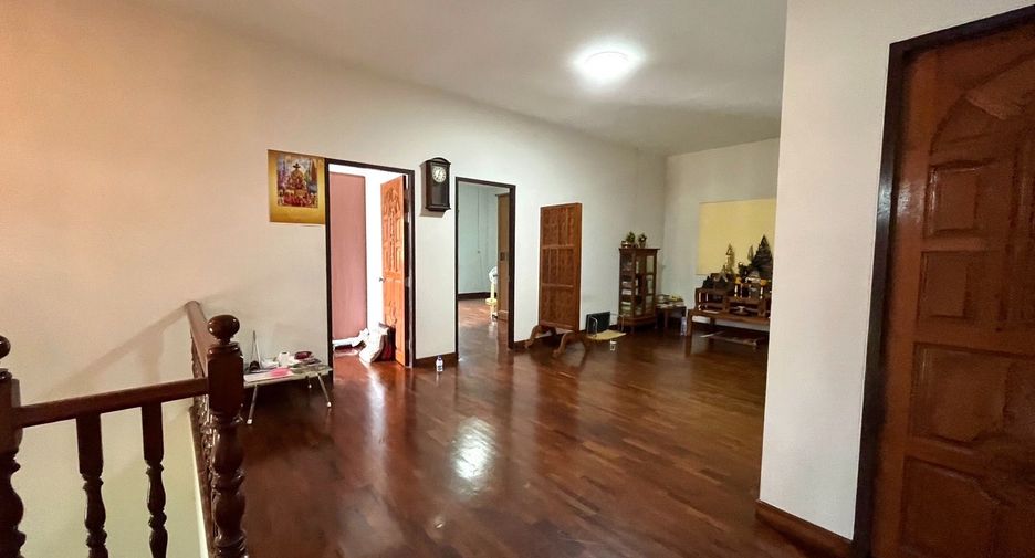 For sale 5 bedrooms house in Thai Mueang, Phang Nga