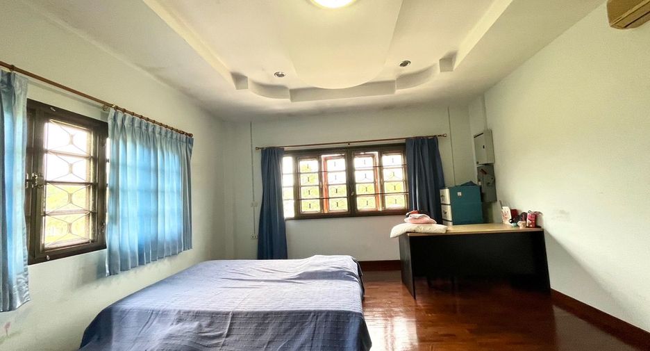 For sale 5 bedrooms house in Thai Mueang, Phang Nga