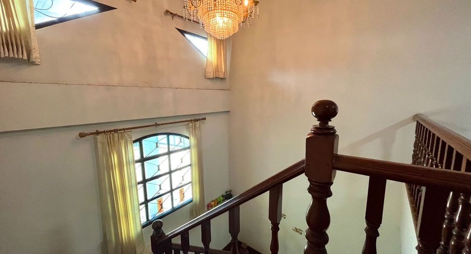 For sale 5 bedrooms house in Thai Mueang, Phang Nga