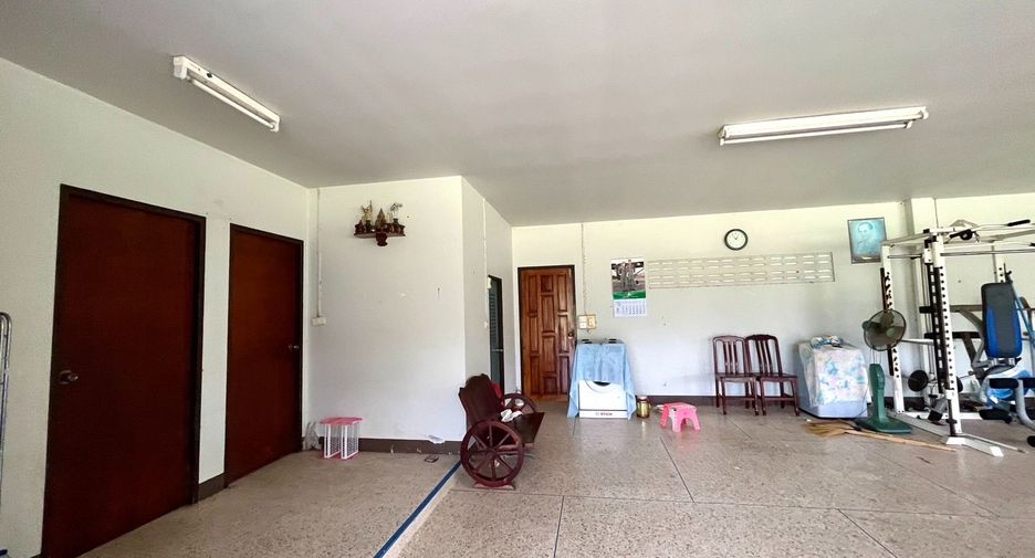 For sale 5 bedrooms house in Thai Mueang, Phang Nga
