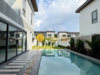 For sale 4 bedrooms villa in Bang Lamung, Chonburi