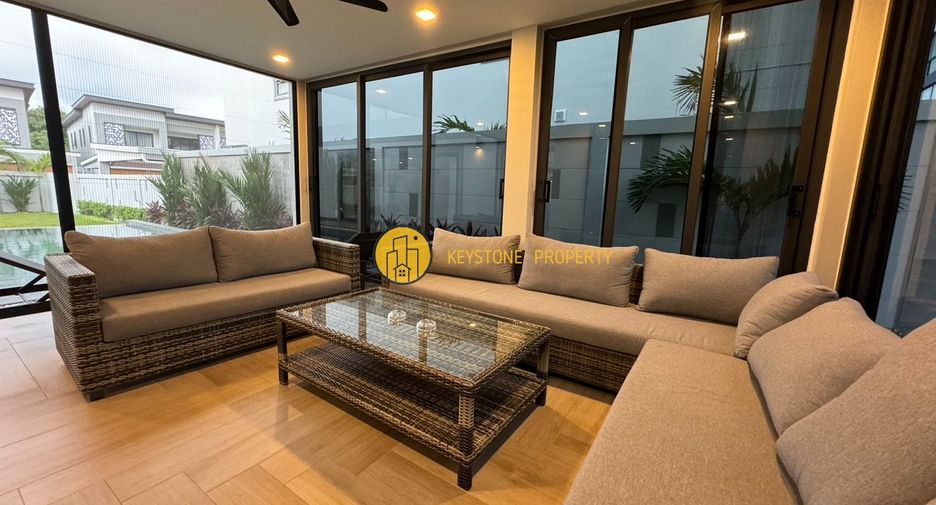 À vendre 4 chambres villa à Bang Lamung, Chonburi