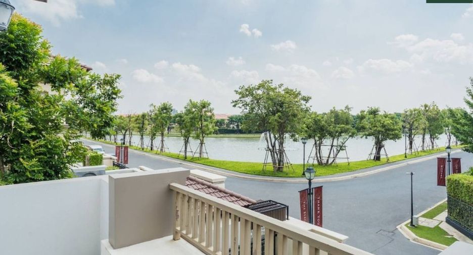Haus zur Miete mit 3 Zimmer in Bang Phli, Samut Prakan
