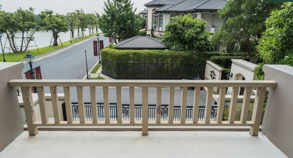 Haus zur Miete mit 3 Zimmer in Bang Phli, Samut Prakan