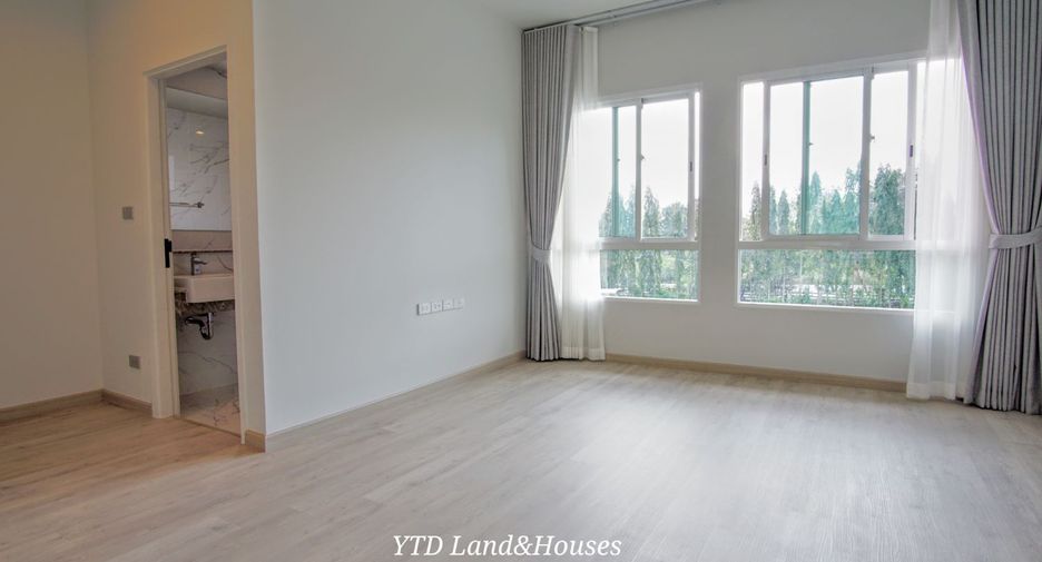 For sale 4 bed house in Si Racha, Chonburi