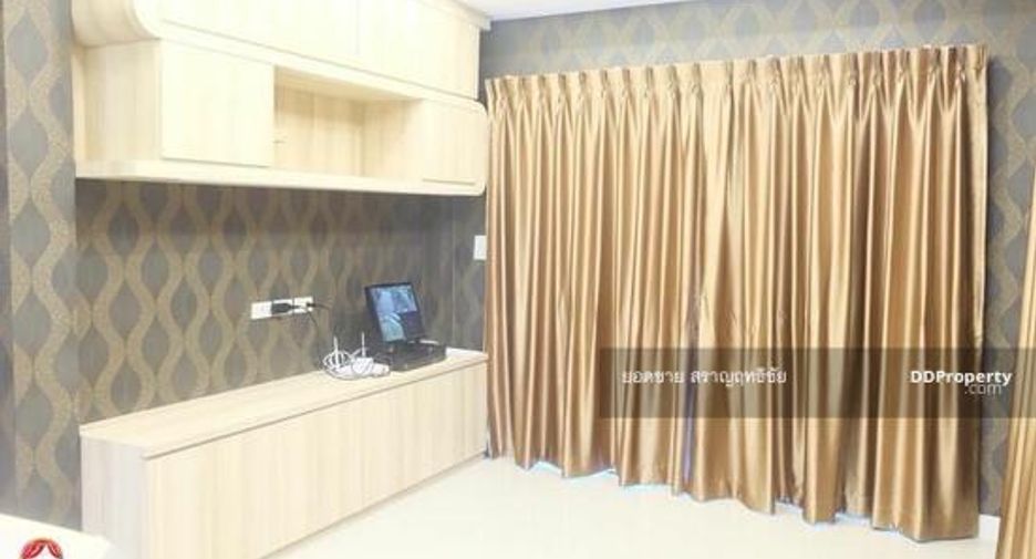 Haus zum Kauf mit 4 Zimmer in Bang Khen, Bangkok