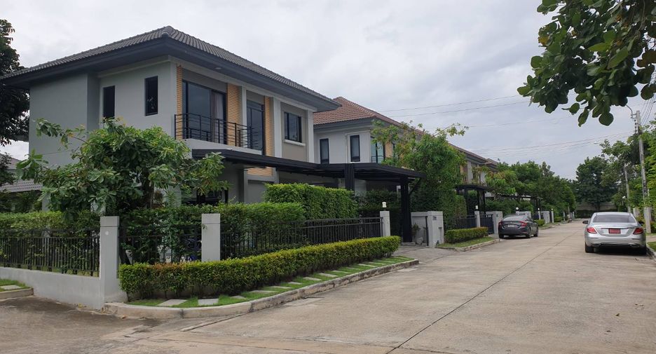 Haus zum Kauf mit 4 Zimmer in Bang Khen, Bangkok