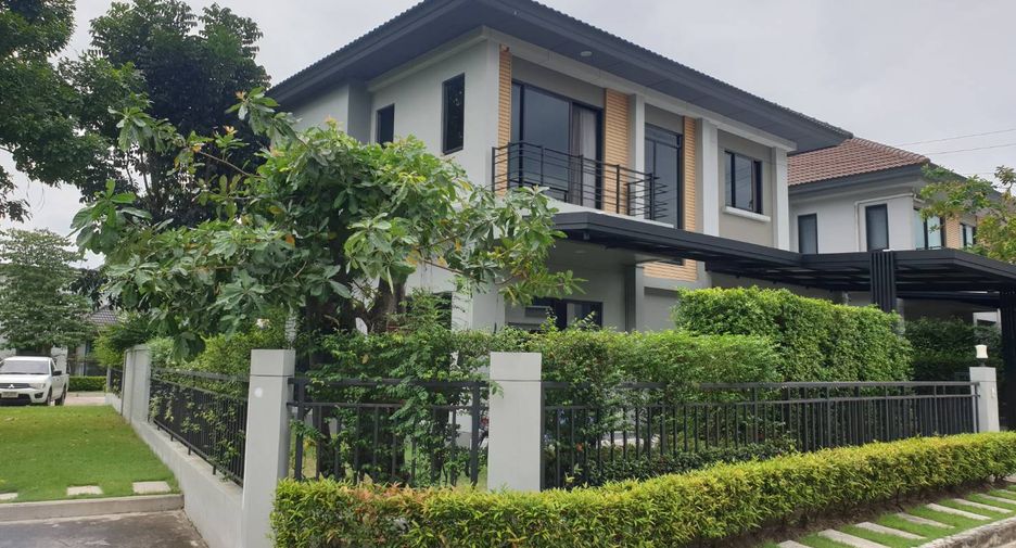Haus zum Kauf mit 4 Zimmer in Bang Khen, Bangkok