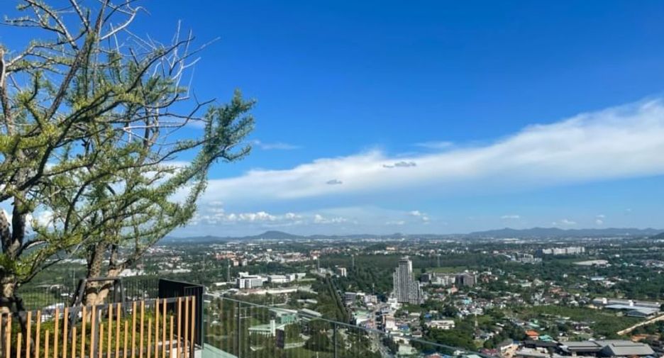 For sale 1 bed condo in Si Racha, Chonburi