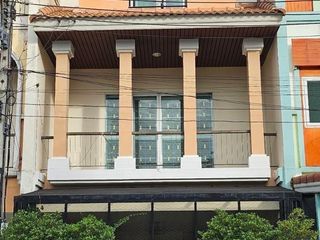 For sale 3 Beds townhouse in Lam Luk Ka, Pathum Thani