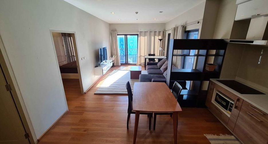 For rent and for sale 2 bedrooms condo in Khlong Toei, Bangkok