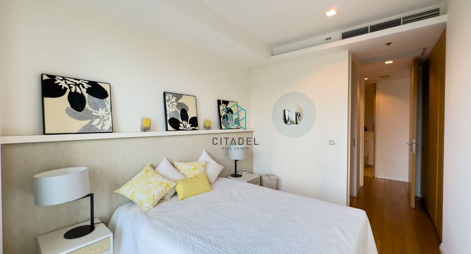 For rent 2 bedrooms condo in Sathon, Bangkok