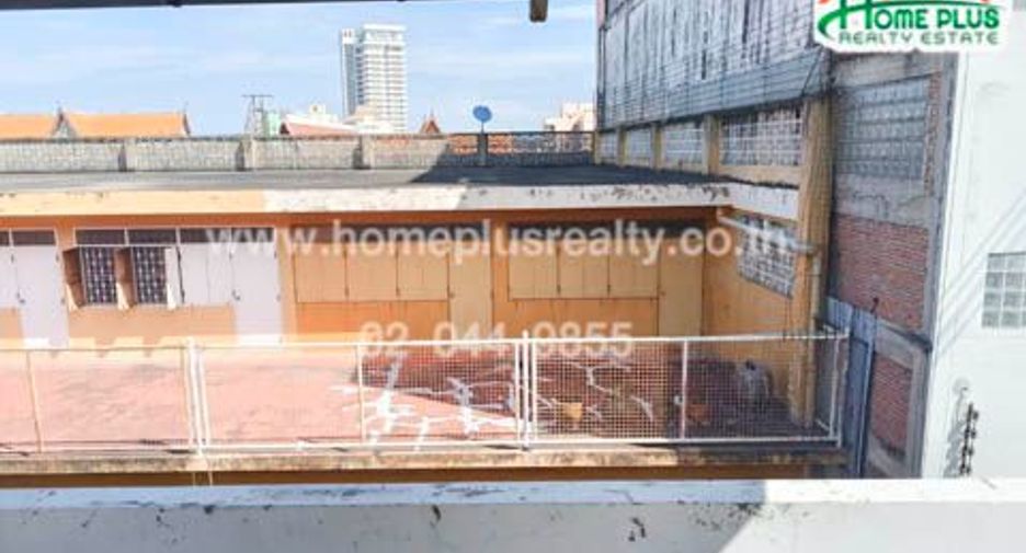 For sale 5 bedrooms retail Space in Hua Hin, Prachuap Khiri Khan