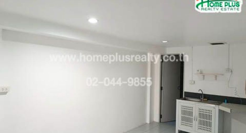 For sale 5 bedrooms retail Space in Hua Hin, Prachuap Khiri Khan
