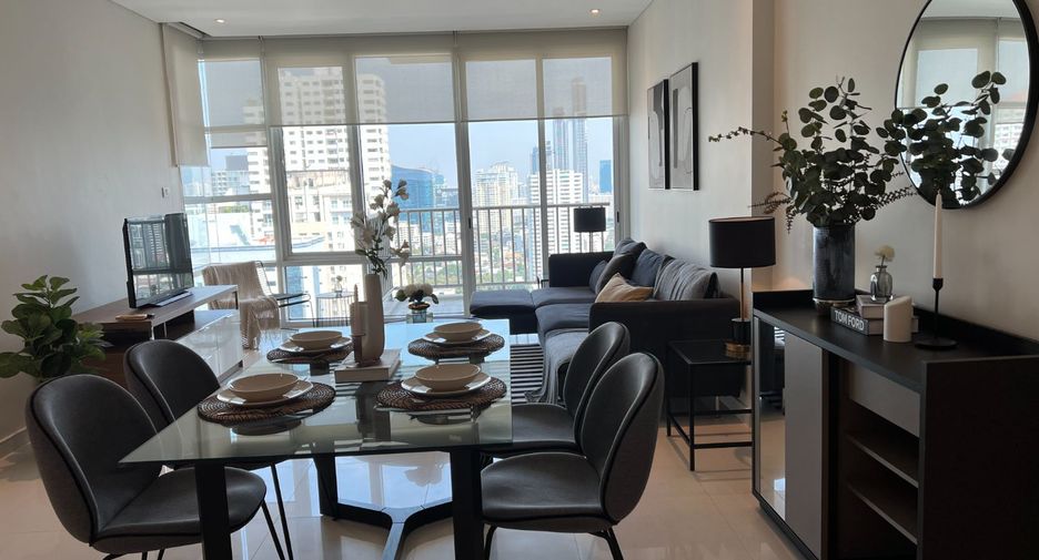 For rent 2 bedrooms house in Khlong Toei, Bangkok