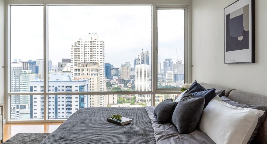 For rent 2 bedrooms house in Khlong Toei, Bangkok