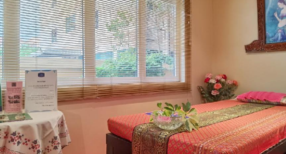 For sale 77 bed hotel in Bang Lamung, Chonburi