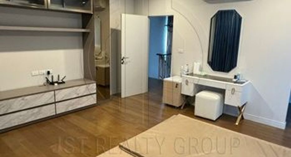 Casa en alquiler de 4 habitaciones en Prawet, Bangkok