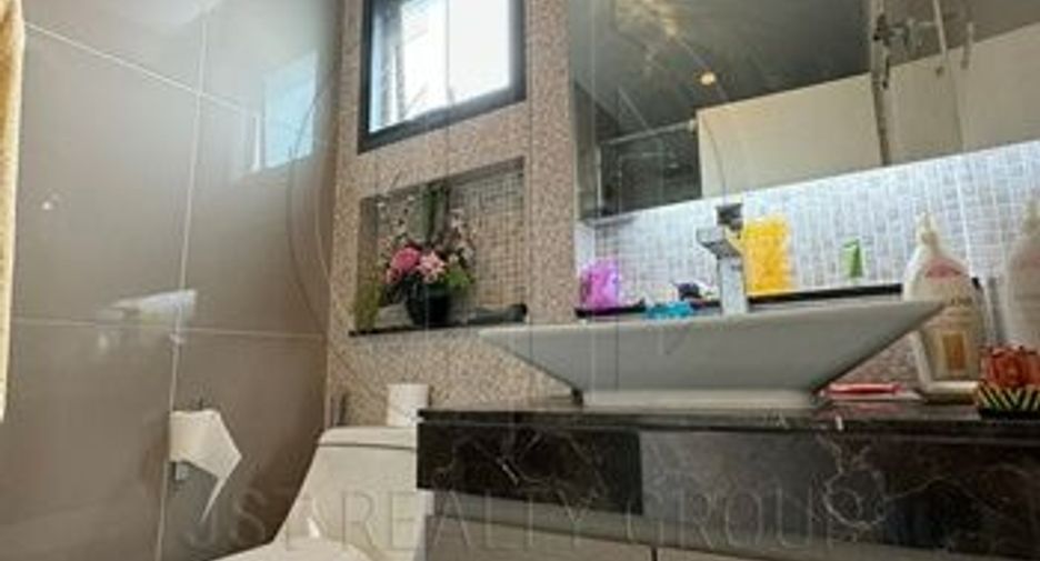 Casa en alquiler de 4 habitaciones en Prawet, Bangkok