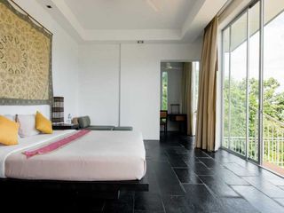 For rent and for sale 4 bedrooms villa in Kathu, Phuket