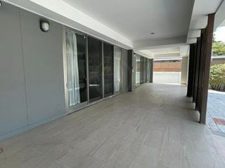 For sale 5 Beds house in Suan Luang, Bangkok