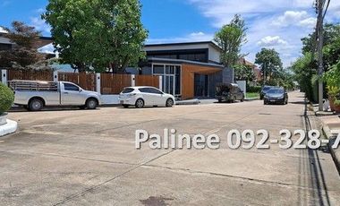 Haus zum Kauf mit 4 Zimmer in Pak Kret, Nonthaburi