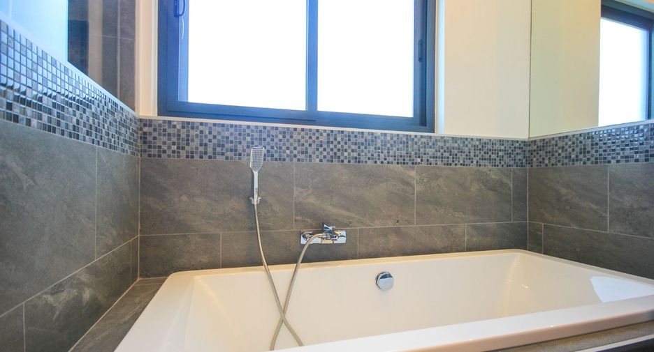 À vendre 3 chambres villa à Hua Hin, Prachuap Khiri Khan