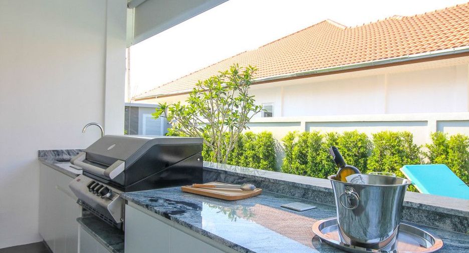 À vendre 3 chambres villa à Hua Hin, Prachuap Khiri Khan