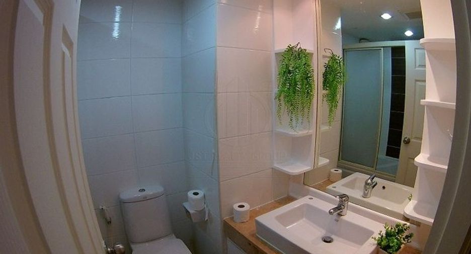 Wohnung zur Miete und zum Kauf mit 2 Zimmer in Watthana, Bangkok