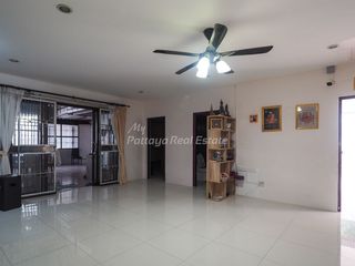 À vendre 2 chambres maison à Bang Lamung, Chonburi