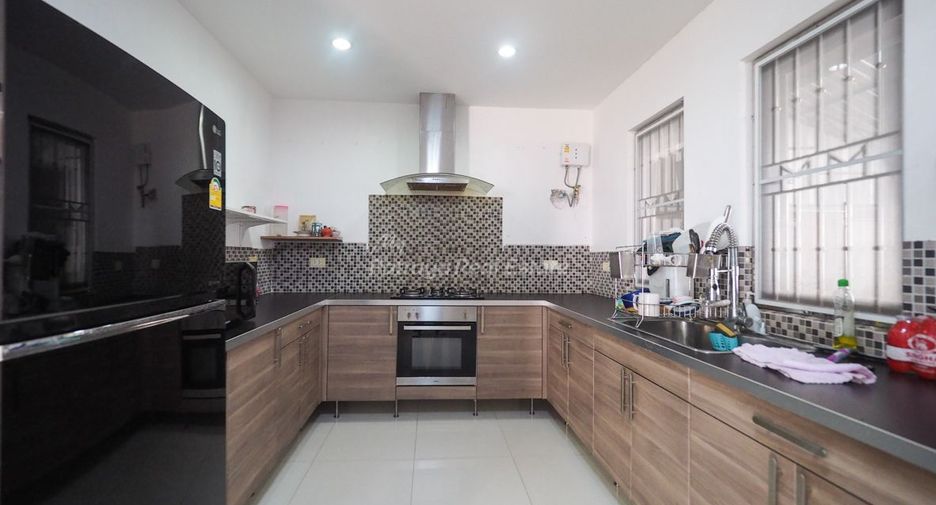 For sale 2 bedrooms house in Bang Lamung, Chonburi