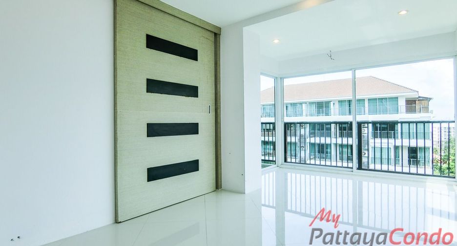 For sale 2 bedrooms condo in Bang Lamung, Chonburi